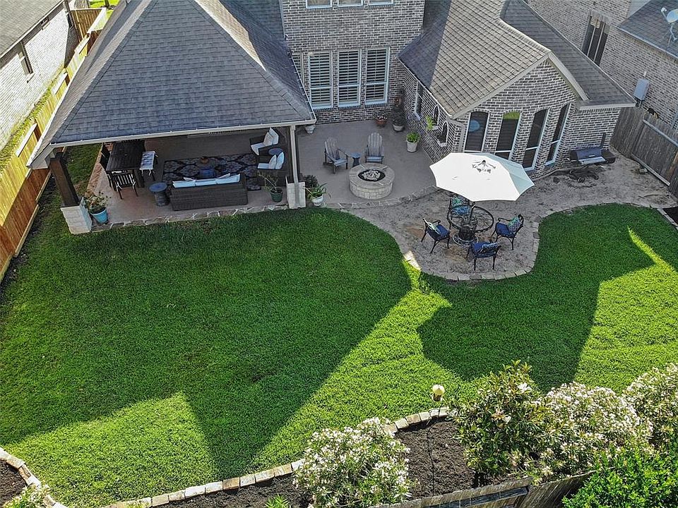 Bird's Eye view of 3318 Dancing Creek Lane presented by Sara Nguyen