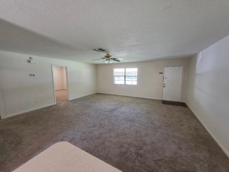 1512 Juniper Dr — Photo 4