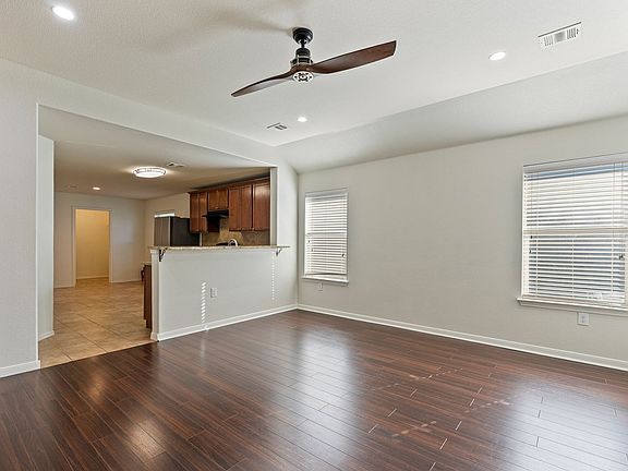 4th image of 10200 E Lone Pine Ln