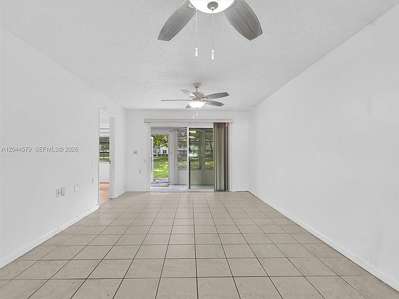 2nd image of 1212 Bahama Bnd APT G1