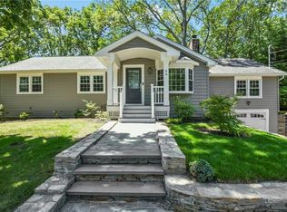 88 Grand View Rd, East Greenwich, RI 02818