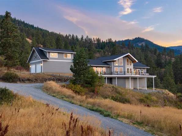 5342 Whispering Ridge Drive, Wenatchee, WA 98801