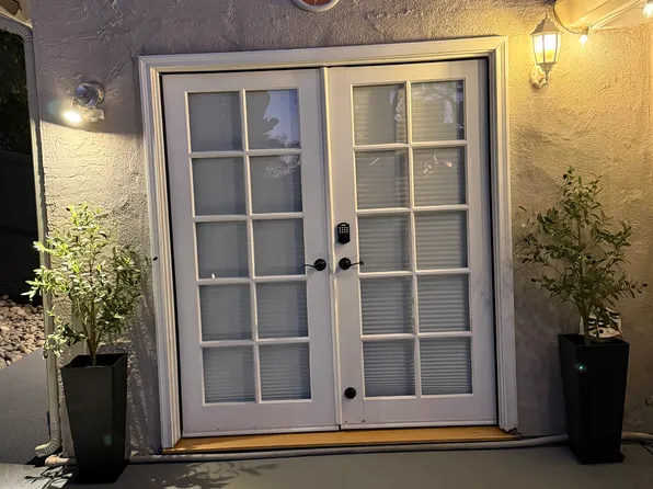 1017 1/2 Valley Crest Dr, Vista, CA 92084