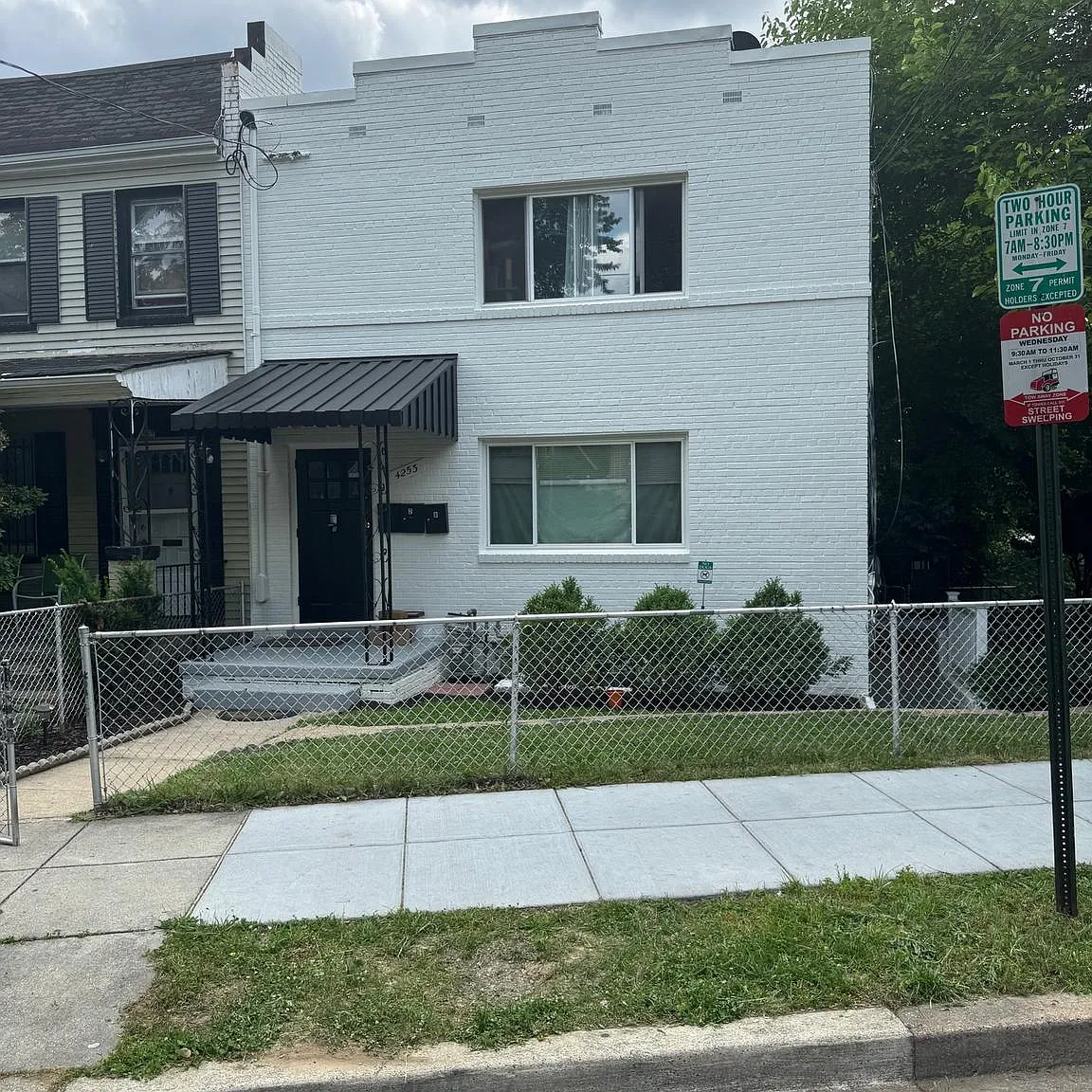 1 bed, 2447 sqft, $1,250 — Photo 1