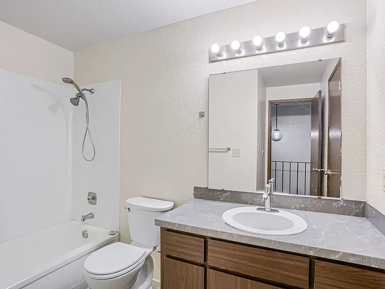 6911 Rainier Dr #3 — Photo 9