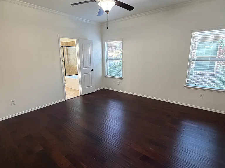 11808 Kurth Dr — Photo 23