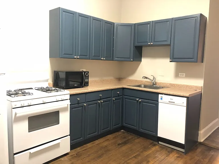 2138 W Race Ave — Photo 11