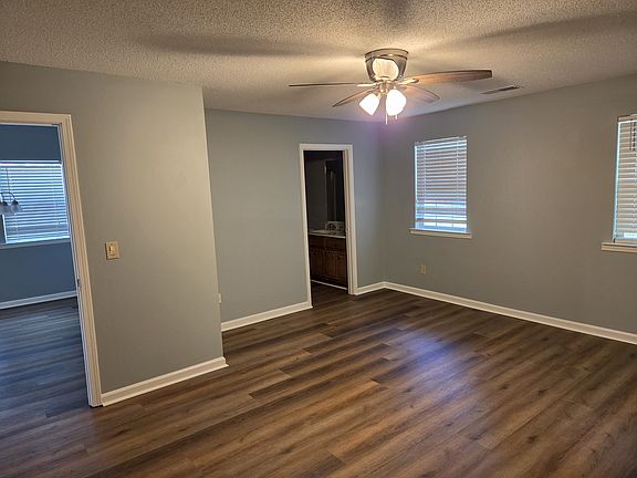 4th image of 35 Ember Way