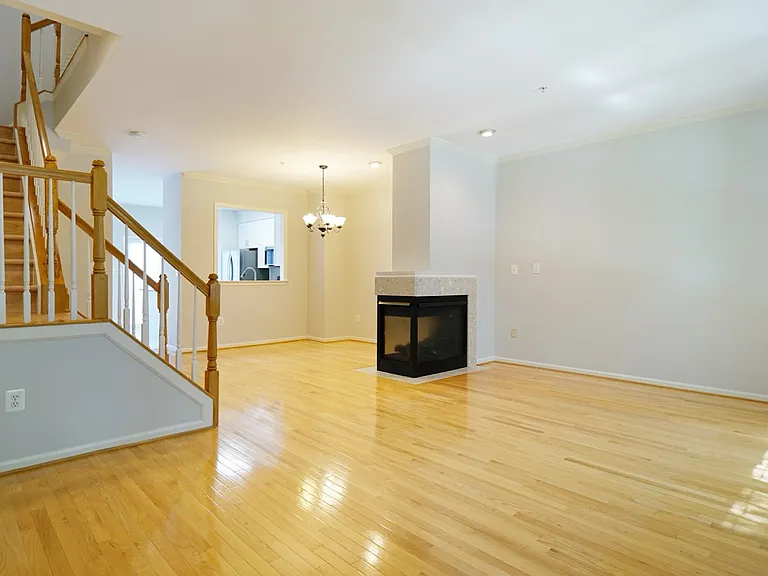 9423 Fields Rd — Photo 18