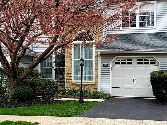 2nd image of 297 Carmen Dr
