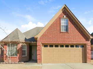 8238 Regal Bend Dr, Olive Branch, MS 38654