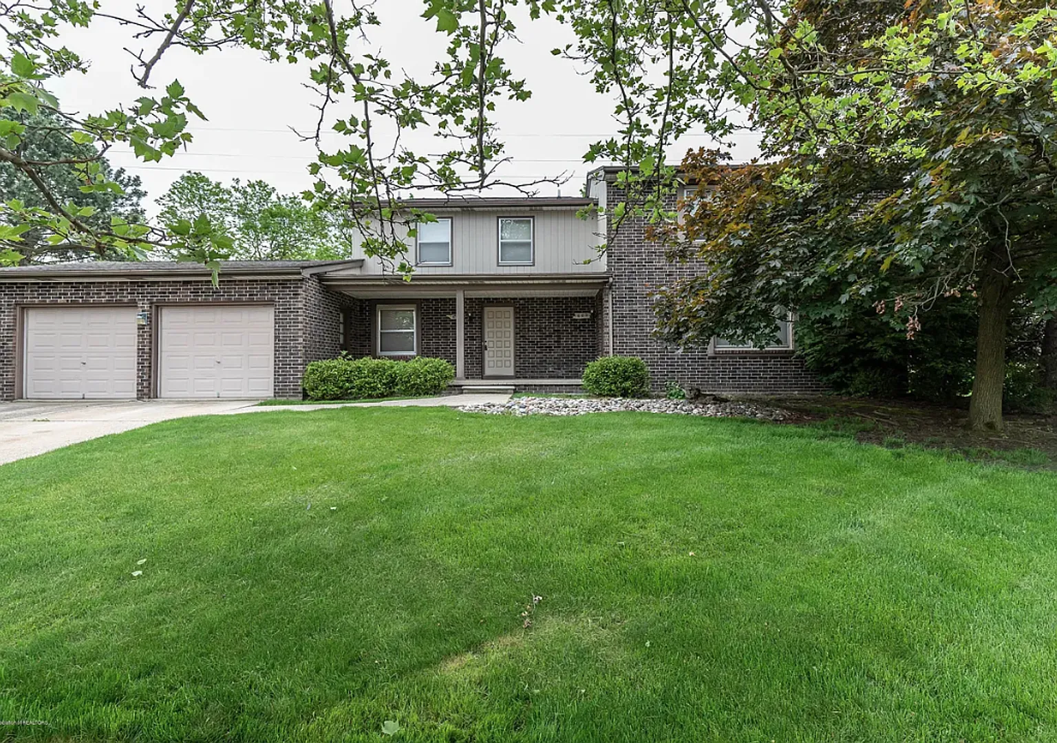 Fully Remodeled 3-Bedroom Home in East Lansing Move-In Ready (section 8 approved) — Photo 2