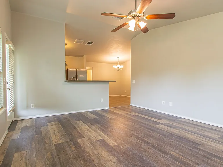 15316 Nightshade Dr — Photo 14