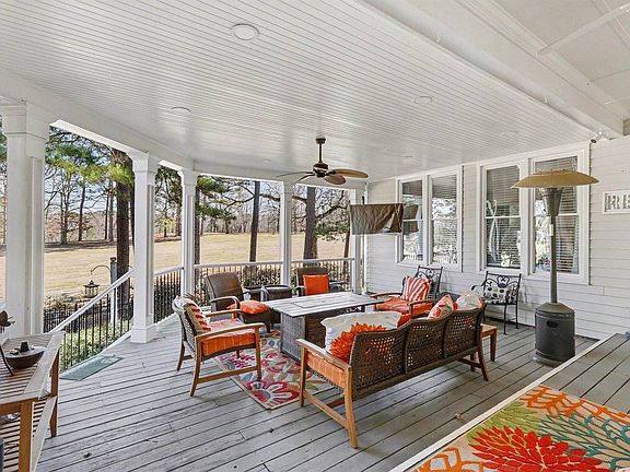 2nd image of 8824 Wildwood Links