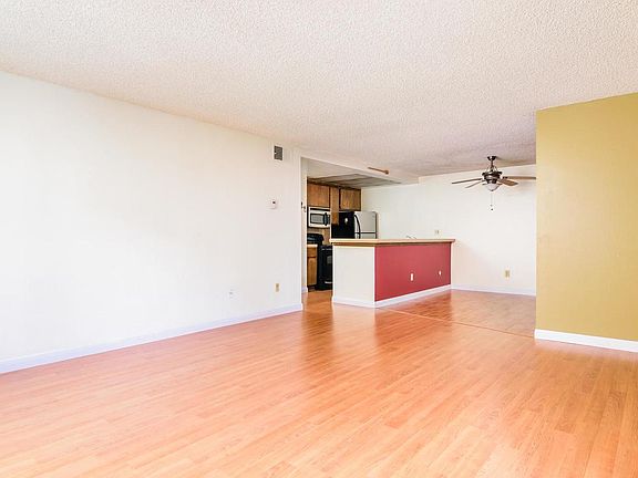 2nd image of 10737 San Diego Mission Rd Unit 218