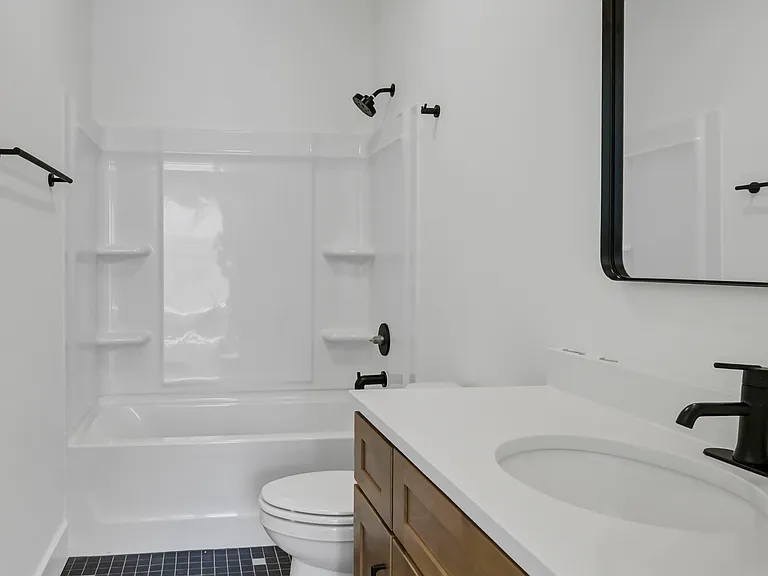 2466 Millwood Ave #A — Photo 16