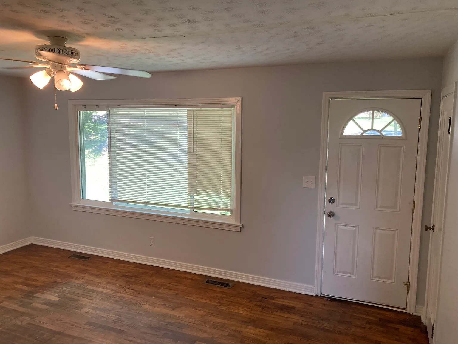 368 Hiawassee Ave — Photo 4