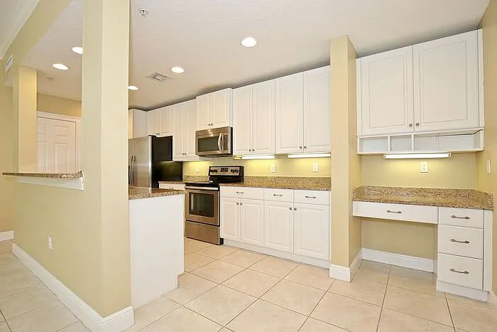 1459 Lake Baldwin Ln #B — Photo 6