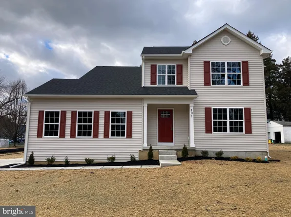 524 Chestnut St, Williamstown, NJ 08094