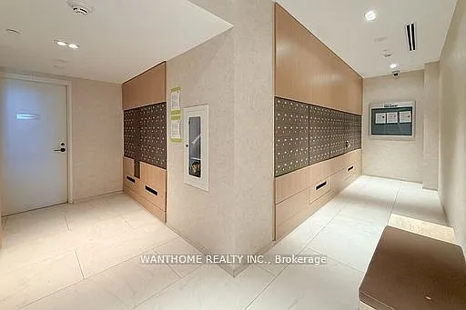 10 Oak St E #1602 — Photo 16
