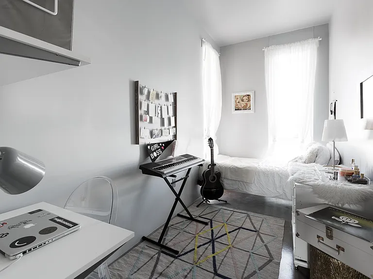 Freight Residences — Photo 15