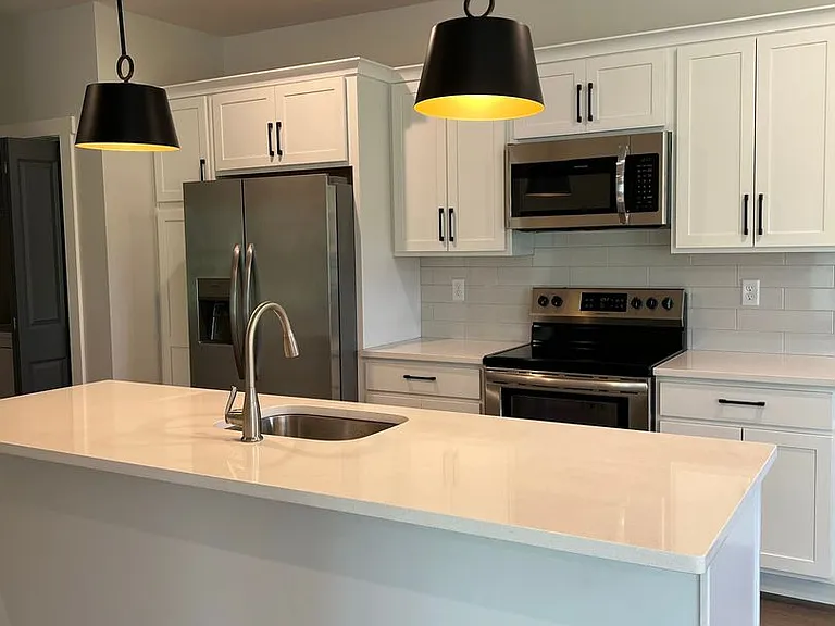 The Residence at Wemple Road — Photo 11