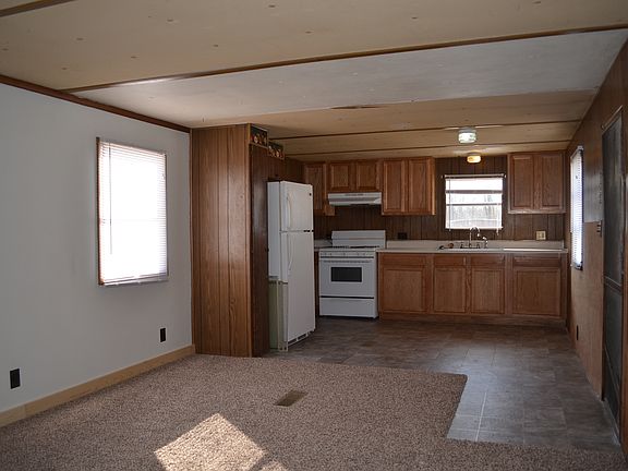 5th image of 8000 Rolling Hills Dr Lot 66
