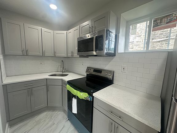 3rd image of 806 N 64th St Floor 2