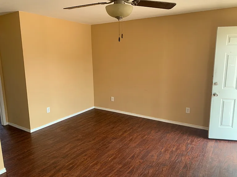 1107 Horizon Dr — Photo 7