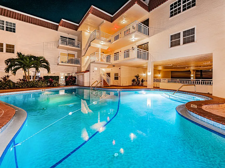 2900 Gulf Blvd #205 — Photo 39