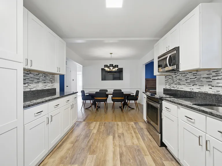 4105 Clintwood Ln — Photo 5