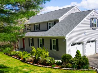 18 Big Buck Ln, Brookfield, CT 06804