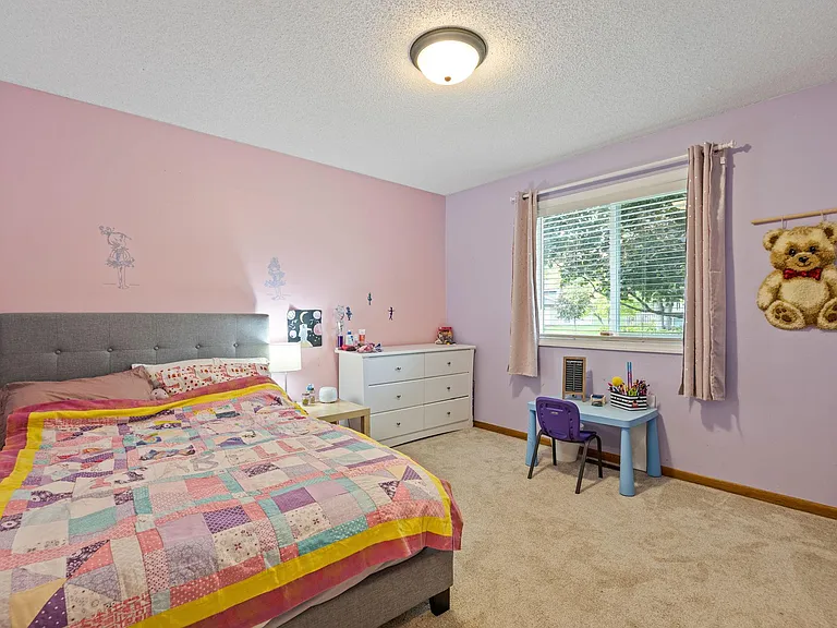 7080 Redwing Ln — Photo 20