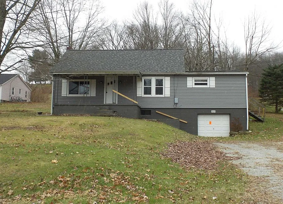15029 Sprucevale Rd photo 1