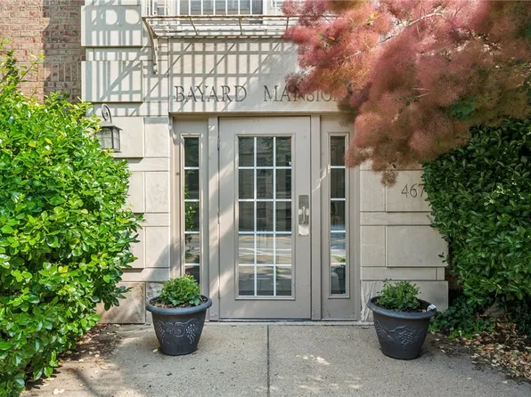 4677 Bayard St APT 201, Pittsburgh, PA 15213