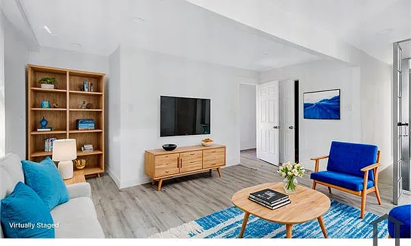 2737 Stuart Dr #2 — Photo 2
