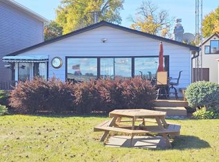 703 Bay Rd, Bay City, MI 48706