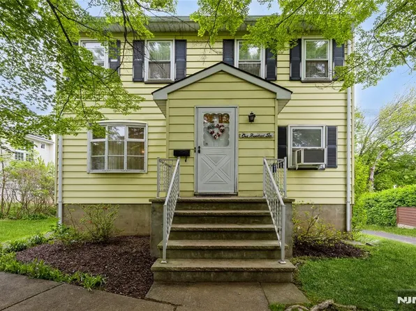 106 Jefferson Ave, Cresskill, NJ 07626