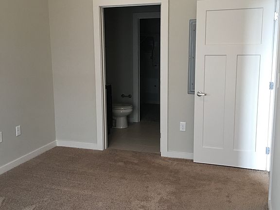 4th image of 805 Canal St APT 147