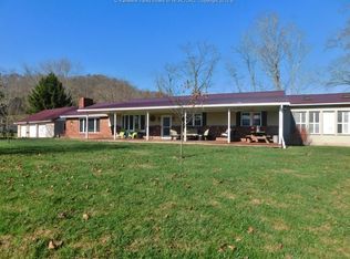 299 Poca River Rd S, Poca, WV 25159