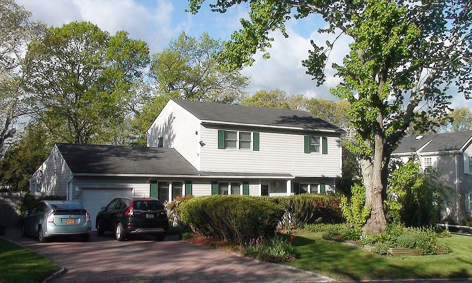  50 Wolf Hill > Virtual Tour