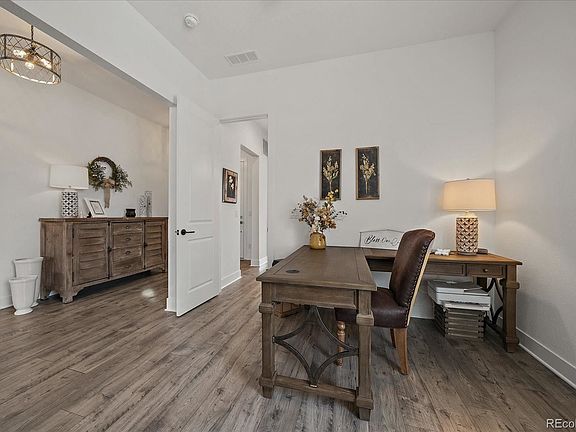 4th image of 459 Woodroot Cir