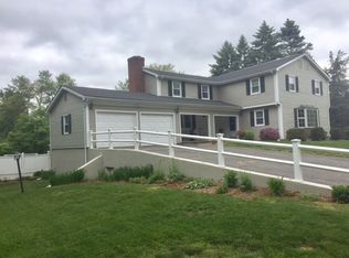 6 Westwood Dr, Wilbraham, MA 01095