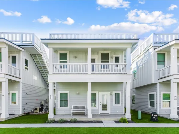 237 N Station St #5, Pt Aransas, TX 78373