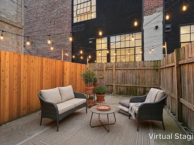 2504 Manton St — Photo 14