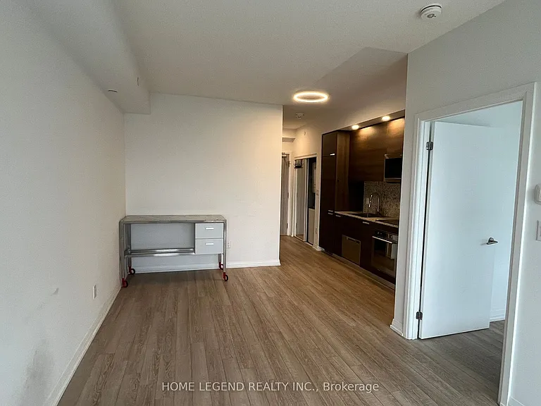 75 Canterbury Pl #1908 — Photo 9