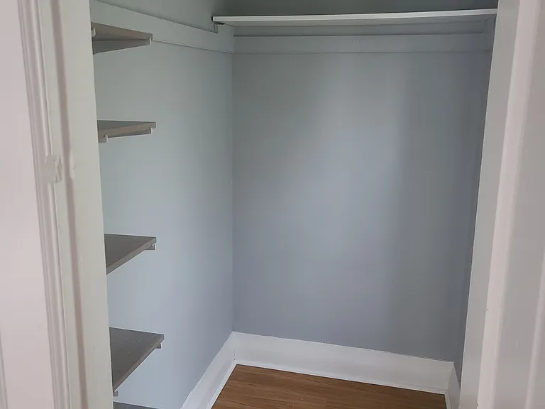 228 N Avon St #2 — Photo 19