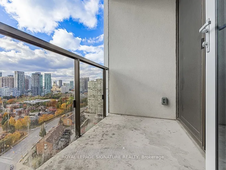 36 Elm Dr W #1107 — Photo 13