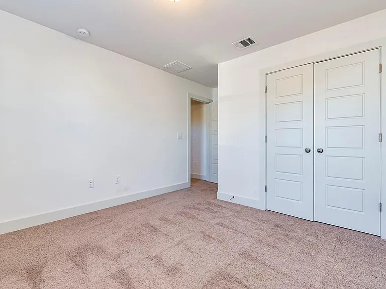 2208 Capulet St — Photo 17