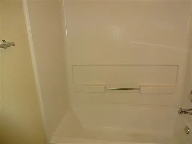 101 Princess Jennifer Dr — Photo 11